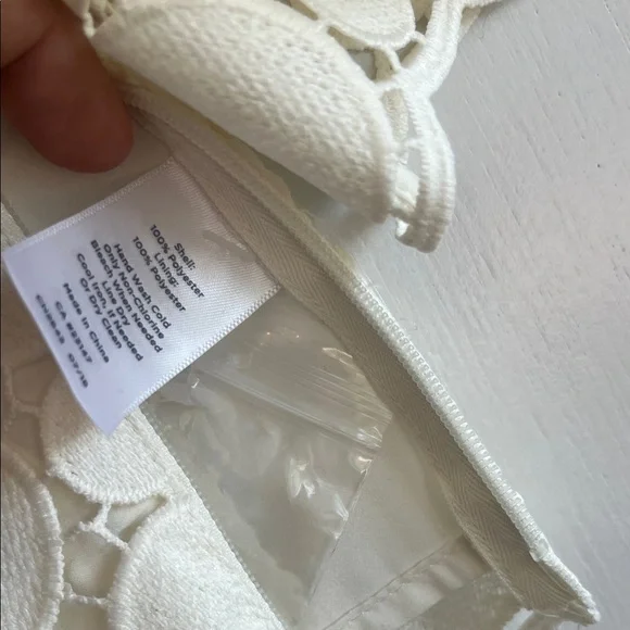 Talbots White Circle Lace Blouse - Picture 4 of 7